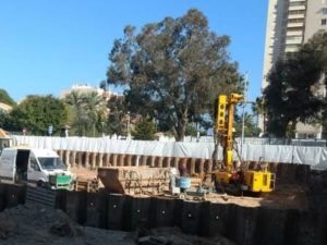 Perforación de pozos de drenaje para construcción de edificio de viviendas en C/ Juan de la Cierva de El Campello (Alicante).